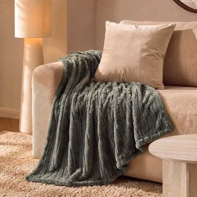 OHS Green Carved Faux Fur Fleece Throw Thermal Blanket, W: 120 cm, D: 150 cm – 1
