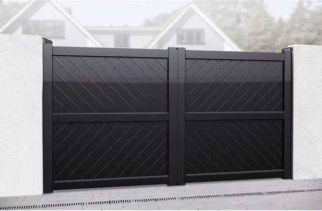 Ready Made Double Swing Gate with Diagonal Solid Infill and Flat Top in Black, W: 325 cm, H: 180 cm – 1