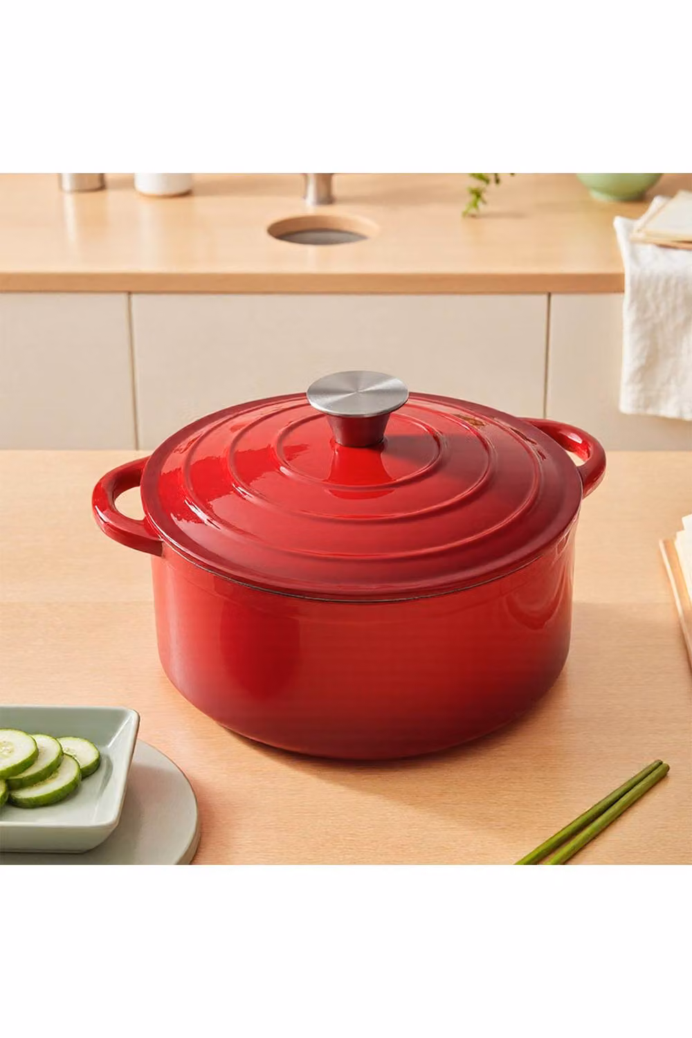 Living and Home Enamelled Cast Iron Dutch Oven Casserole Pot with Lid, Red, Diameter: 28 cm – 2