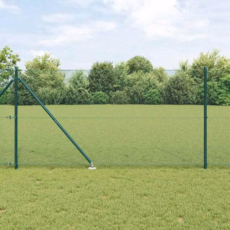 Berkfield Home Green Welded Steel Wire Fence with 7 Spike Posts, W: 10 m, H: 1.4 m
