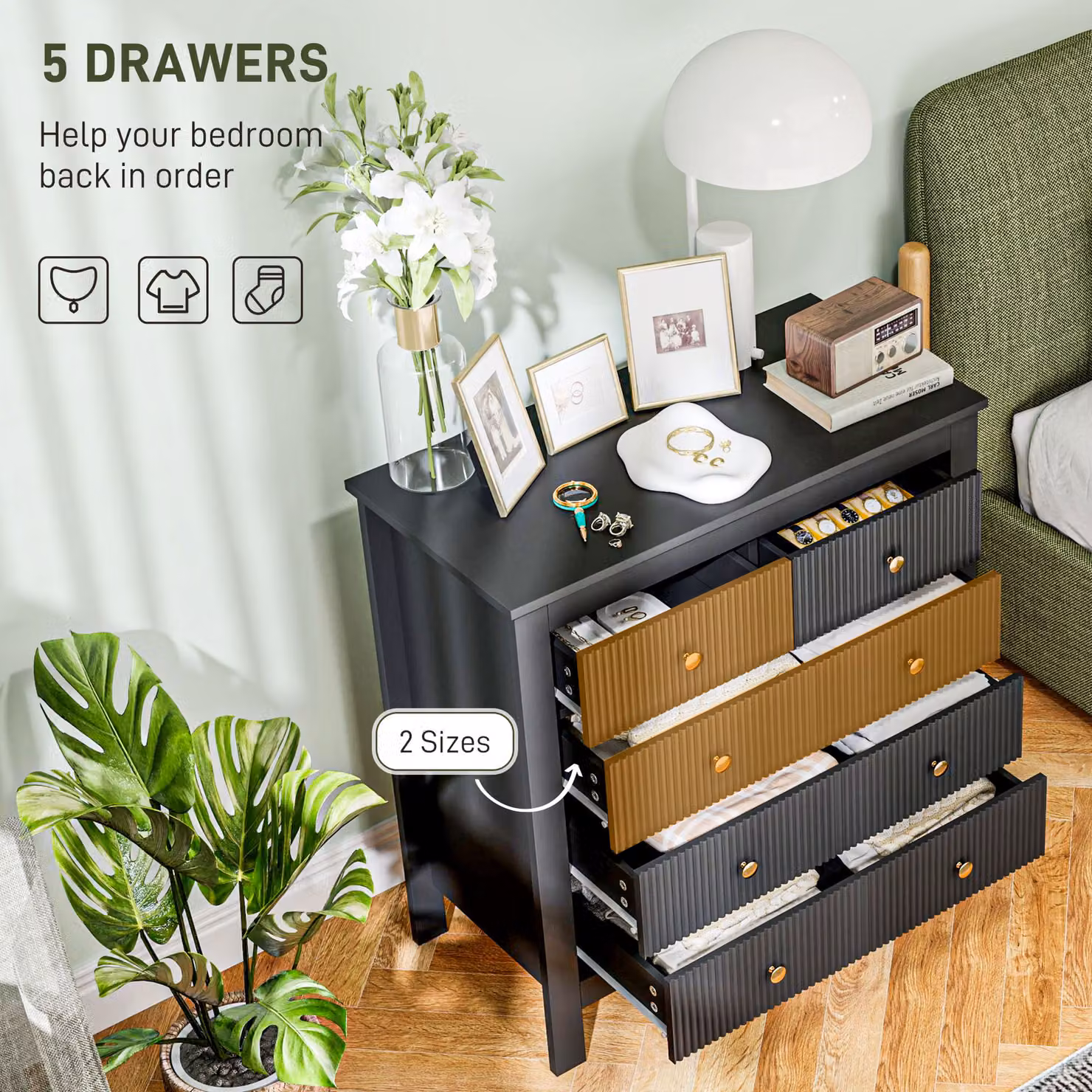 HOMCOM Elegant Modern Chest of Five Drawers in Black and Gold – 4