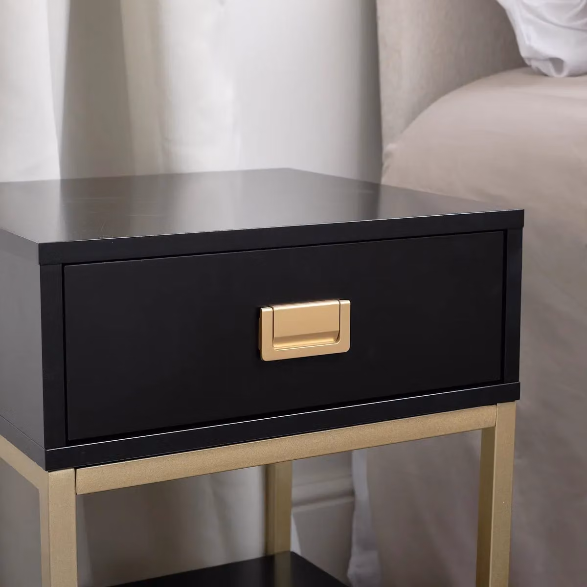 Melody Maison Elle Black Range Pair of One Drawer Bedside Tables in Black and Gold – 2