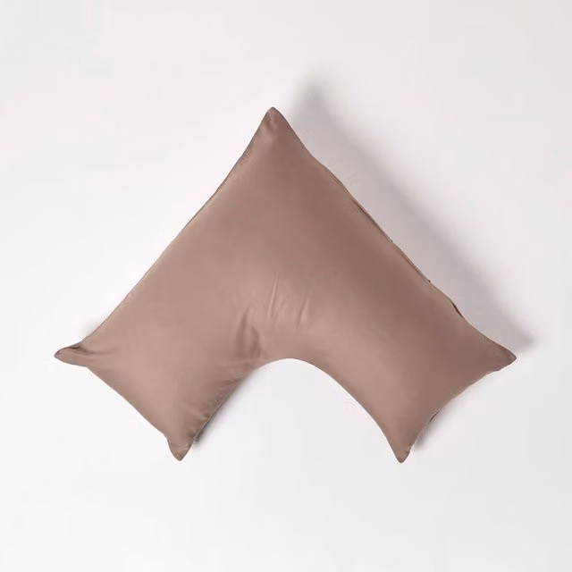Homescapes Organic Egyptian Combed Cotton V Shaped Pillowcase in Brown