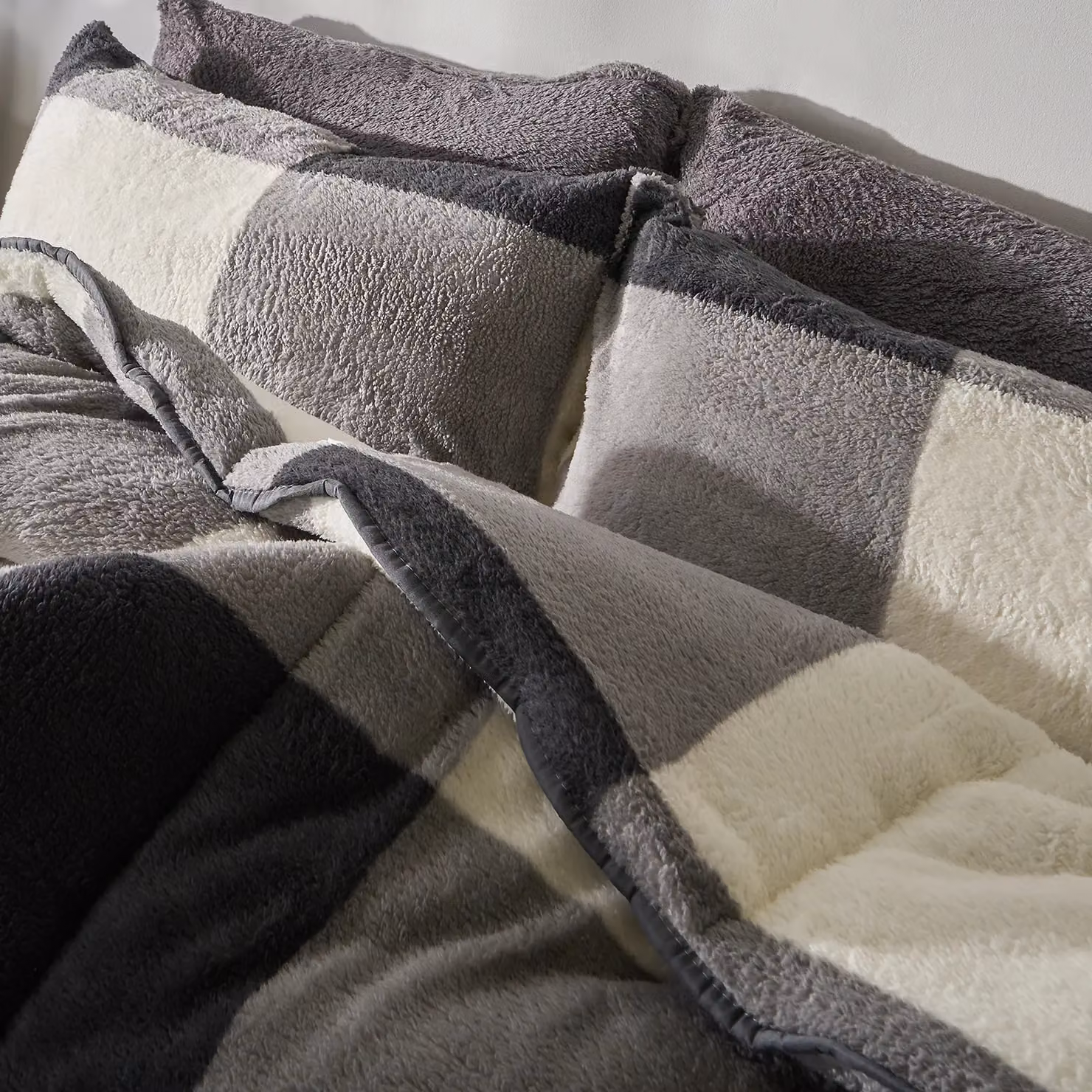 OHS Gingham Teddy Fleece Coverless Double Duvet and Pillowcase Set, 10.5 Tog, Grey, W/D/H: 200 x 200 cm – 7