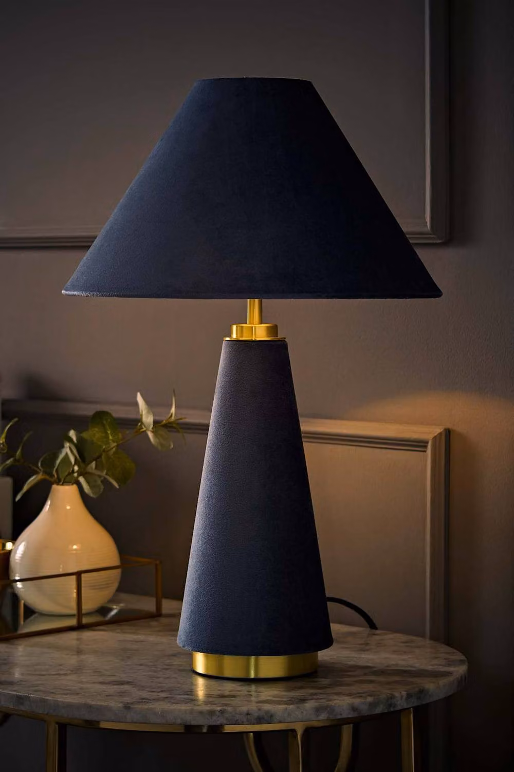 ValueLights Martha Conical Table Lamp with Navy Velvet Boucle Fabric Shade and Bulb – 2