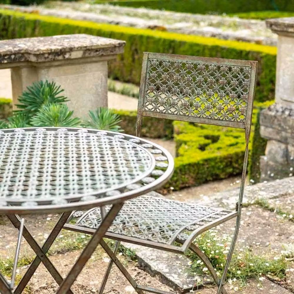 Ascalon Design Ltd Marlboro 3pc Bistro Set in Antique Blue and Rust Brown, W/D/H: 65 x 65 x 75 cm – 3