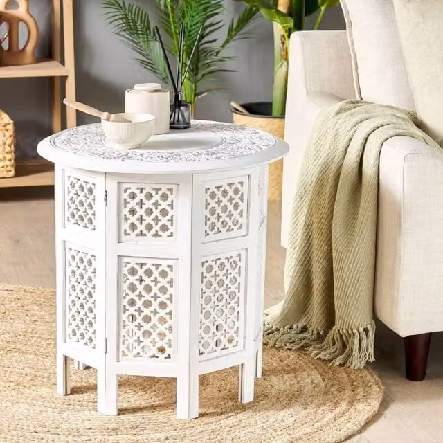 Wyld and Coco Oriental Studio Side Table, White Distressed Carved Mango Wood, W/D/H: 53 x 53 x 53 cm – 1