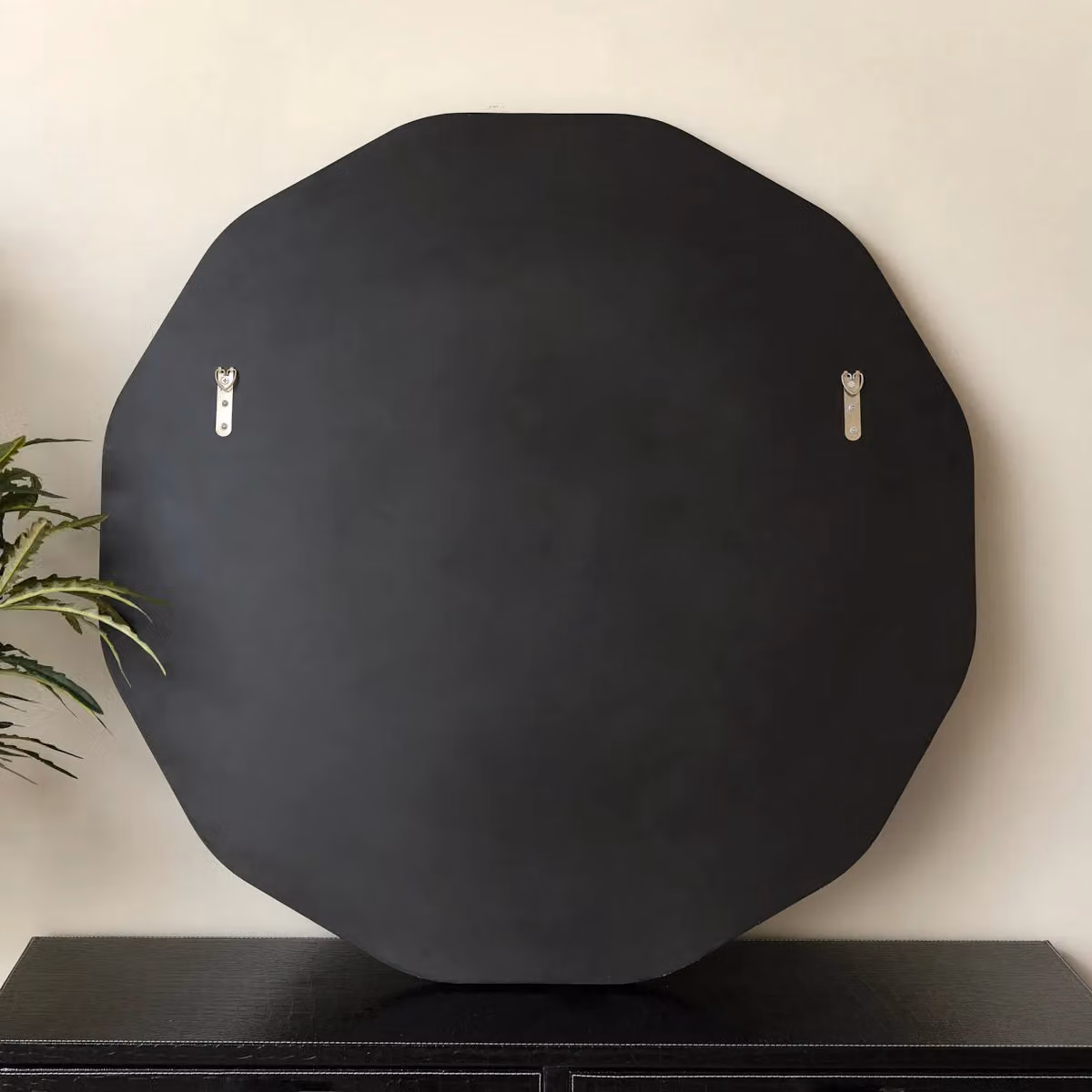 Melody Maison Large Round Gold Scalloped Art Deco Wall Mirror W/D/H: 90 x 90 x 90 cm – 2