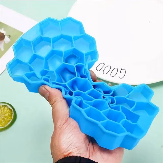 Nordara Stackable Ice Cube Trays, 4 Pack, Blue