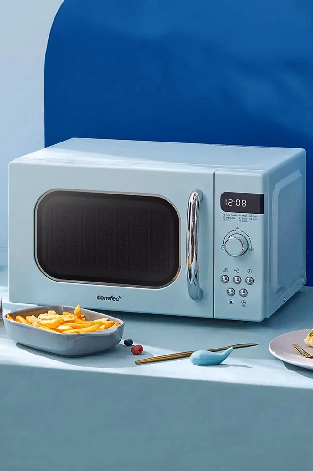 Living and Home Retro Style 800W 20L Solo Microwave Oven in Green – 2