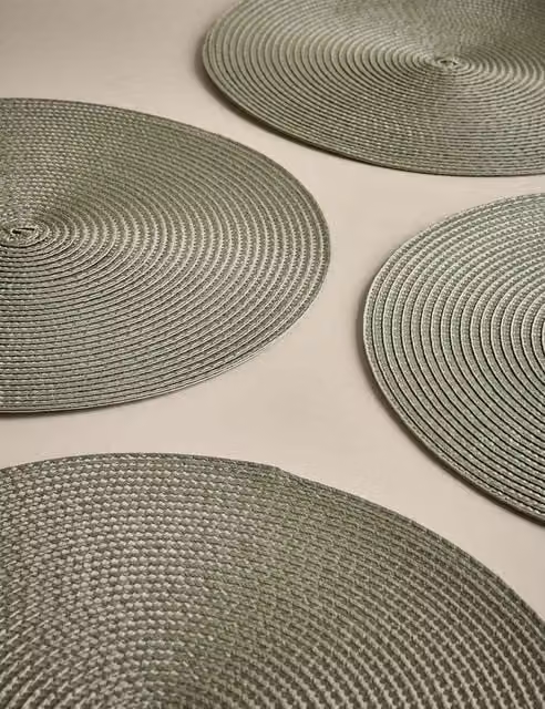 M&S Set of 4 Round Woven Seagrass Placemats in Green
