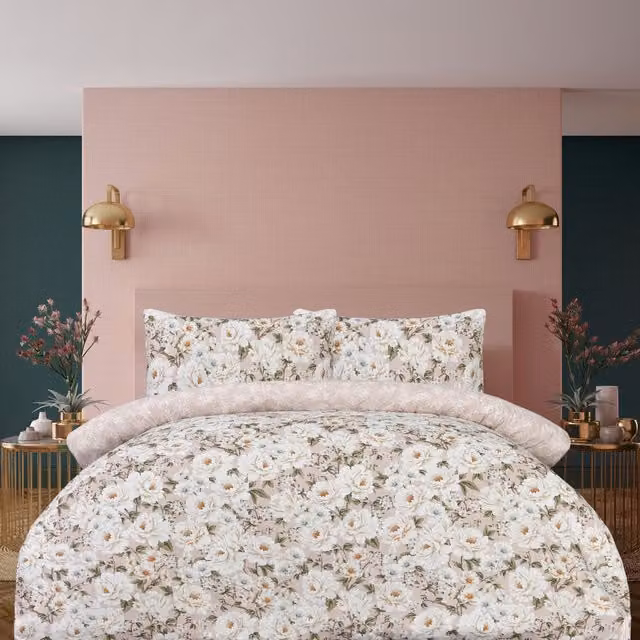 Smart Living Elegant Blooms Reversible Floral Duvet Cover and Pillowcases, Pink, W: 180 cm, D: 200 cm – 1
