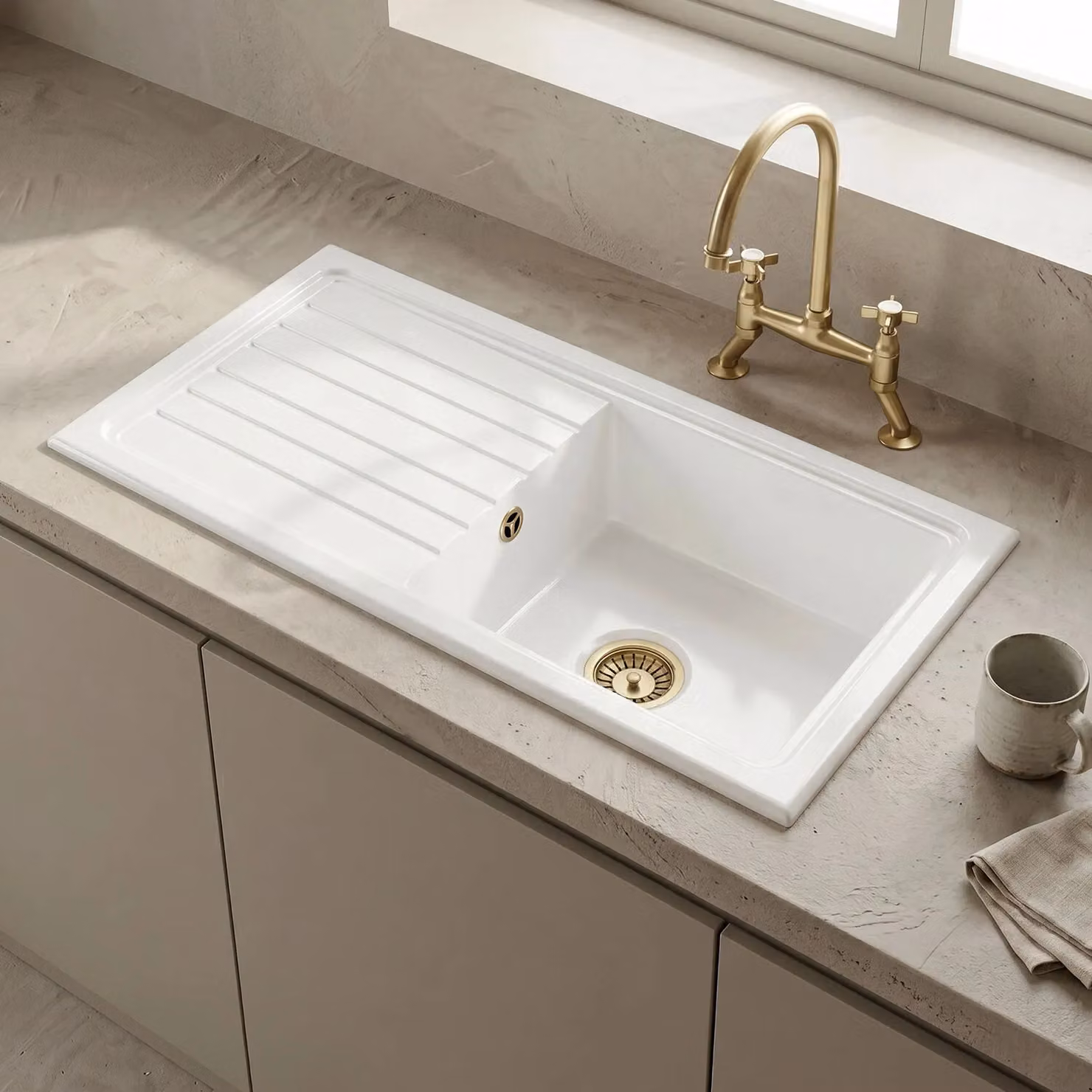 Balterley White Ceramic Kitchen Sink with Drainer and Bridge Crosshead Mixer Tap in Brushed Brass, W: 101 cm – 2