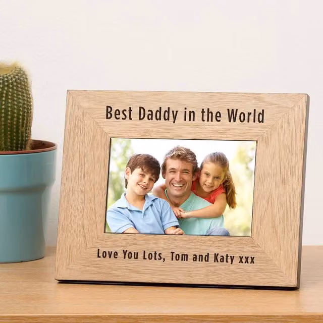 Uniqueful Personalised Best Dad in the World Wood Photo Frame, Brown, W/D/H: 19.5 x 19.5 x 24.5 cm