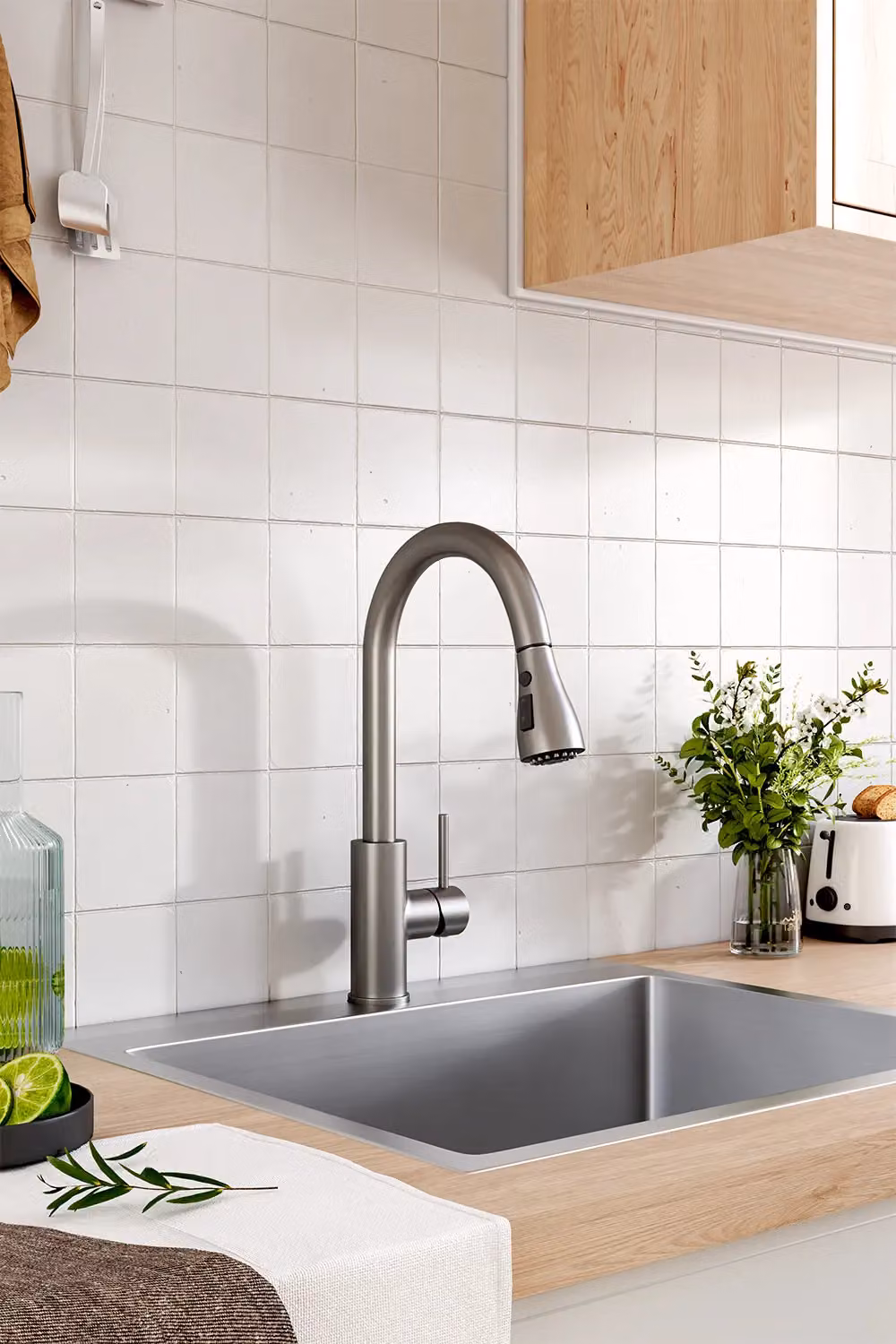 H&O Direct Commercial Retractable Pull Down Kitchen Faucet with Spray Function in Grey Brushed Steel, H 38.0 cm x W 26.0 cm x D 38.0 cm – 2