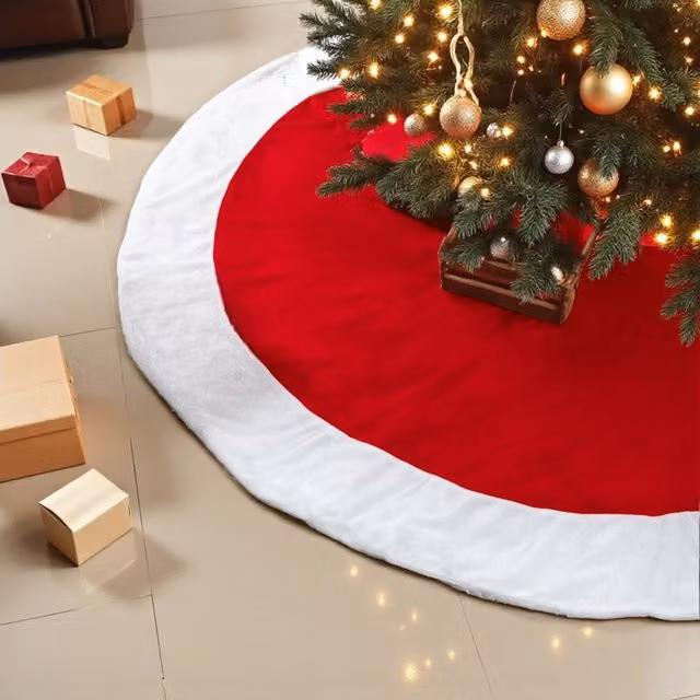 Garden Greatness Red Faux Fur Christmas Tree Skirt