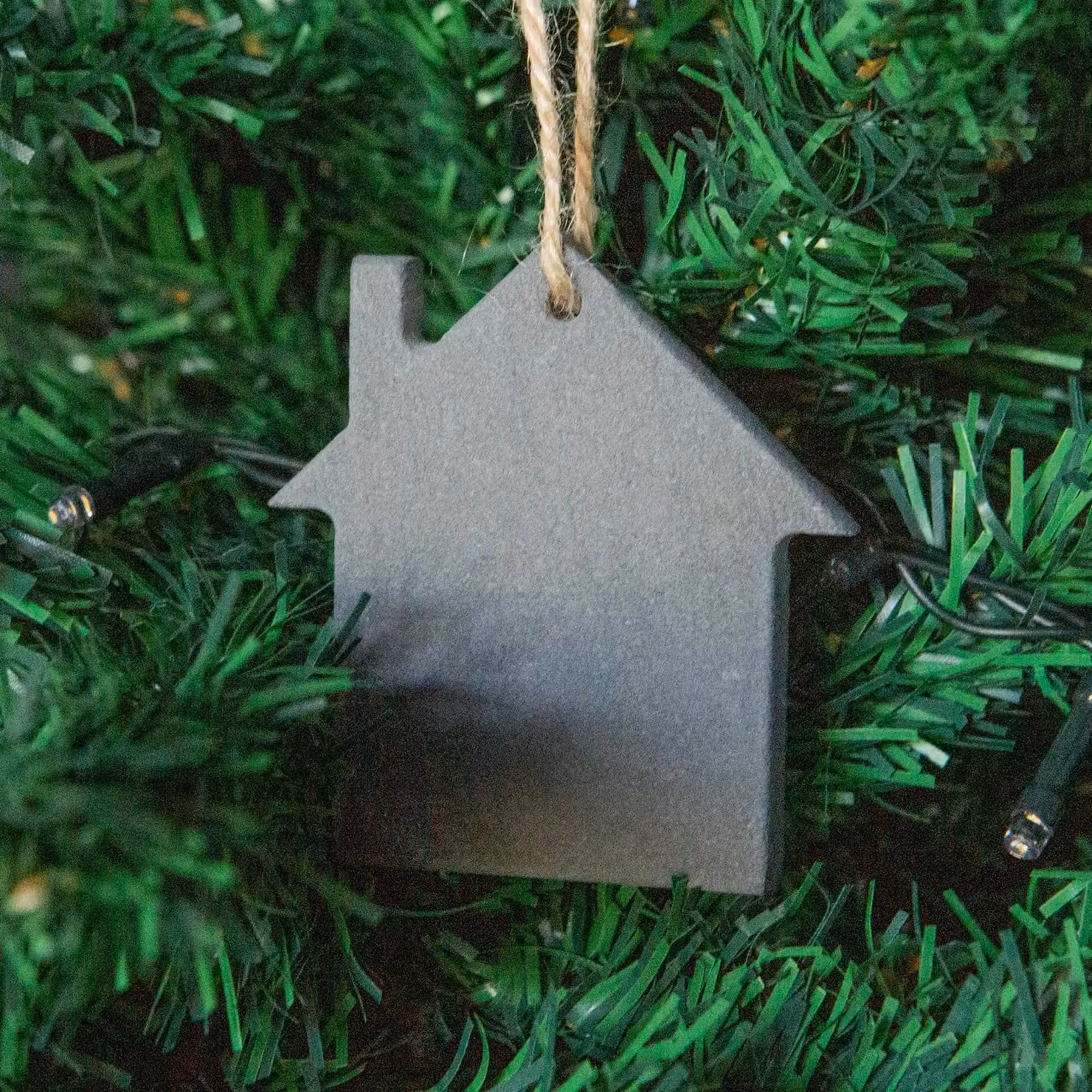 Nicola Spring Grey Slate House Christmas Tree Hanging Decoration, W/H: 7 x 7.5 cm – 5