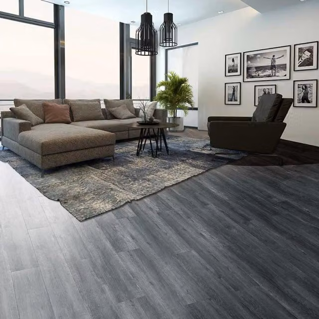 Livingandhome Rustic Wood Look Self-adhesive PVC Plank Flooring in Grey