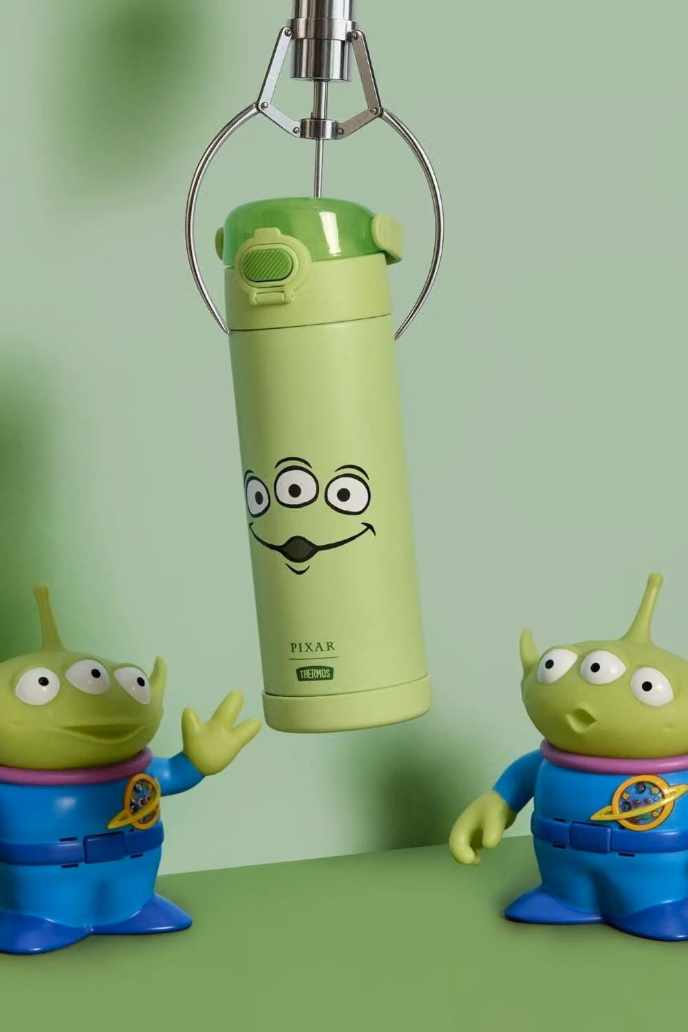Thermos Disney Toy Story Alien Stainless Steel Vacuum Insulated Kids Bottle, Multicolour, 470ml – 2