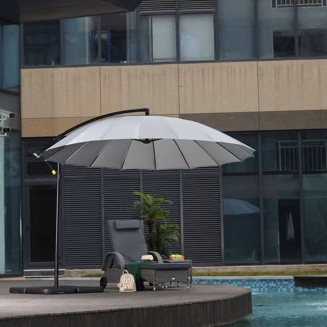 Outsunny Cantilever Umbrella with 18 Ribs and Vents in Light Grey