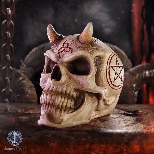 Nemesis Now 666 Skull White Plastic Tabletop Decoration H 20 cm