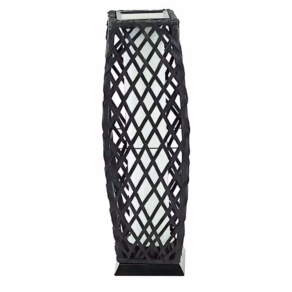 Gr8 Garden Set of 2 Solar Rattan LED Lantern Floor Lamps in Grey – 3