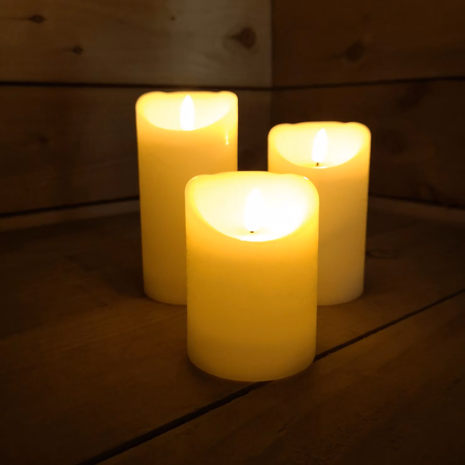Samuel Alexander Set of 3 Flickabright White Christmas Pillar Candles with Flicker Effect and Timer – 2