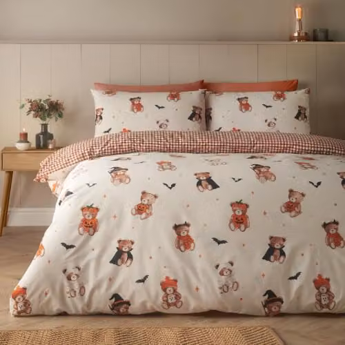 Catherine Lansfield Scare Bears Halloween Reversible Duvet Cover and Pillowcase Set, Beige and Multicolour, Duvet Cover: 180 x 200 cm, Pillowcase: 50 x 75 cm