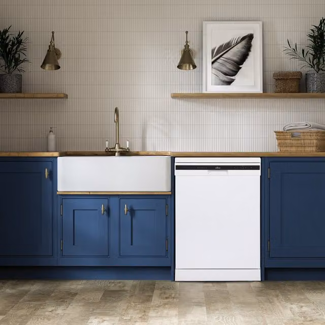 Willow Full Size Freestanding Dishwasher - White