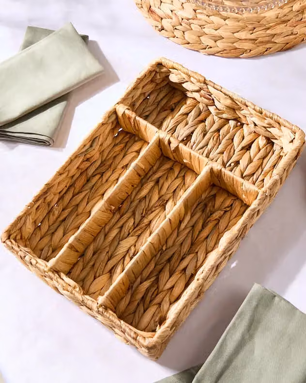Dibor Lakelyn Water Hyacinth Kitchen Cutlery and Utensil Storage Tray with Compartments, Beige – 2