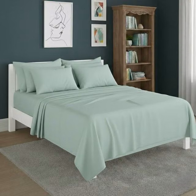 Snug City Plain Poly Cotton Easy Care Fitted Sheet and Matching Pillowcase Set in Green, Super King – 1