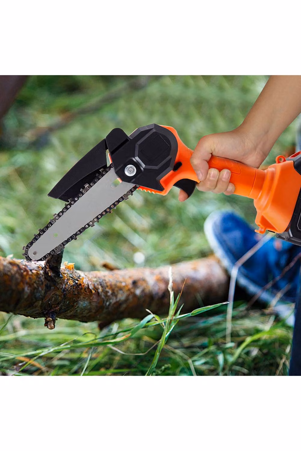 Living and Home 2-in-1 Cordless Pole Saw and Handheld Chainsaw, Orange – 2