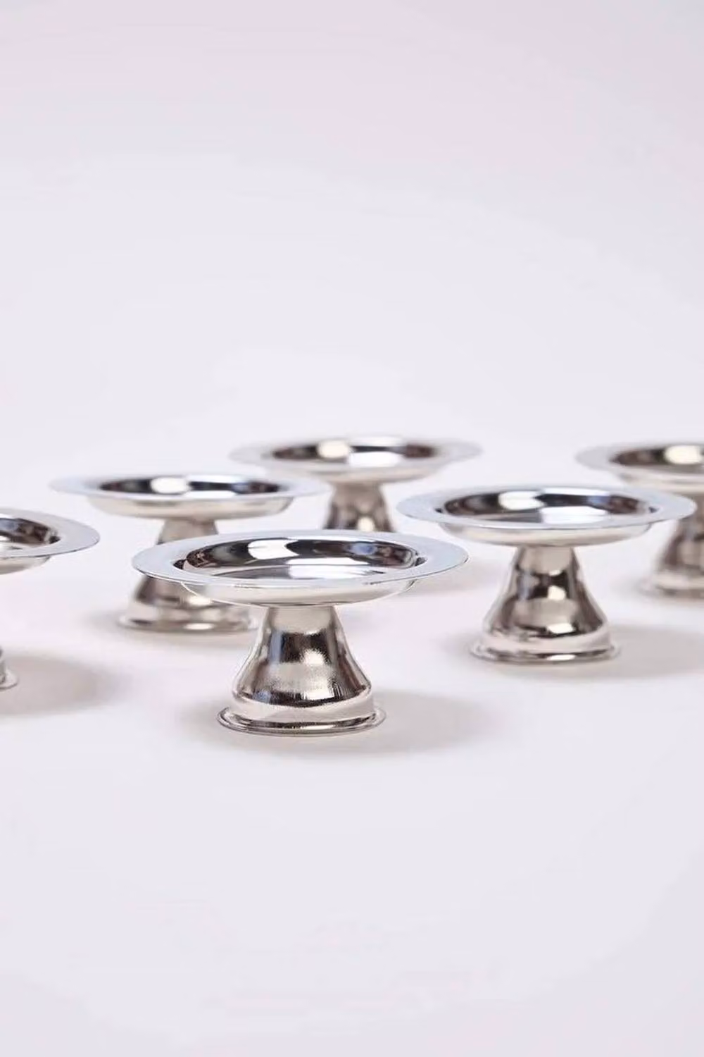 WOVCOR 6-Piece Oval Silver Metal Coffee and Side Serving Tray Set