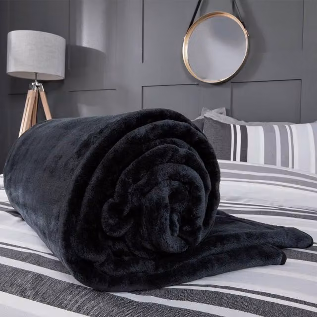 Dreamscene Black Mink Soft Faux Fur and Fleece Throw Blanket, W: 200 cm, D: 240 cm