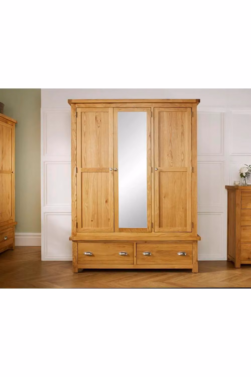 Birlea Woburn 3 Door 2 Drawer Triple Wardrobe in Brown Oak with Mirror – 2