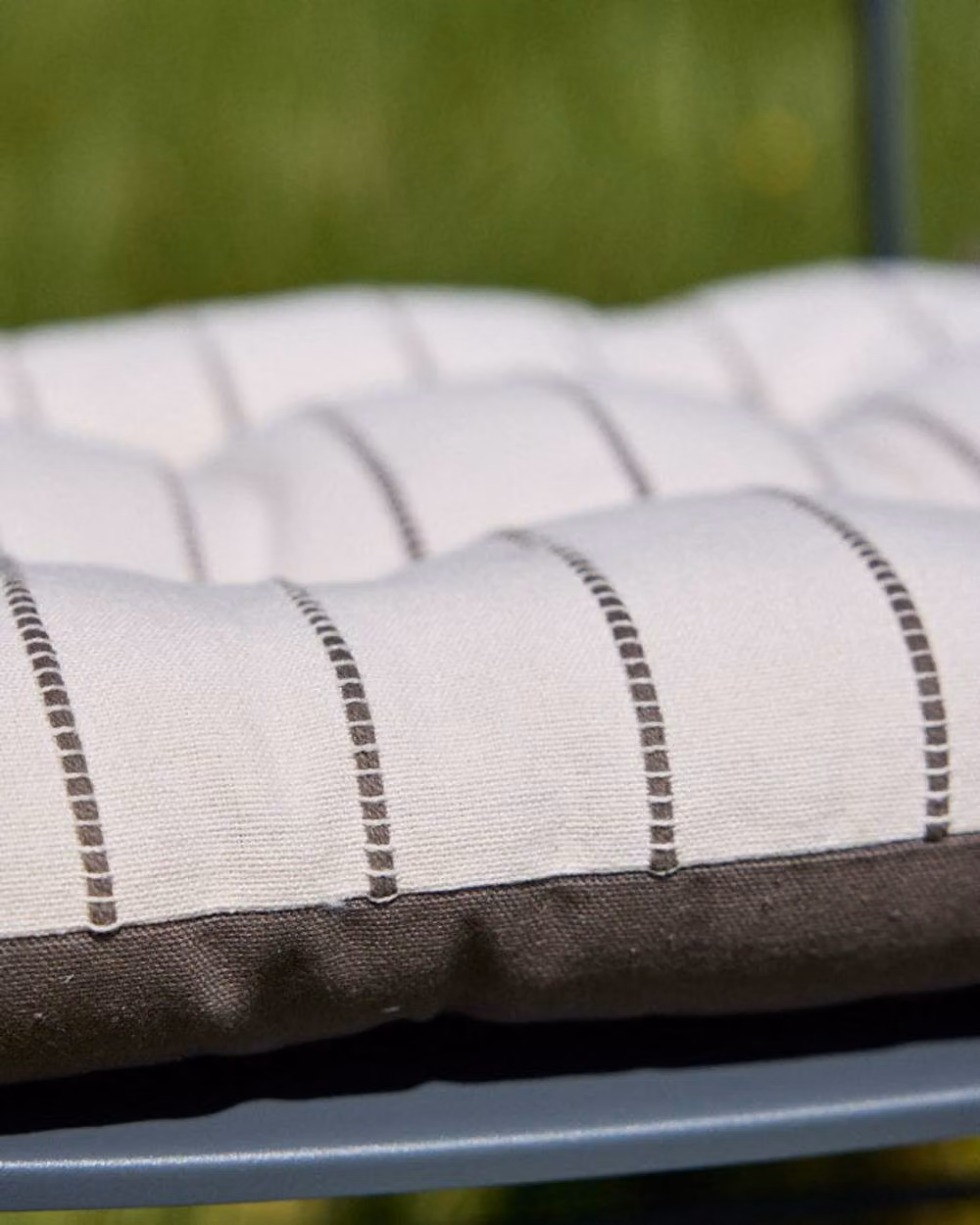Dibor Set of 2 Colbrook Cotton Stripe Indoor Outdoor Garden Furniture Chair Seat Pads, Brown, W: 40 cm, D: 40 cm, H: 40 cm – 2