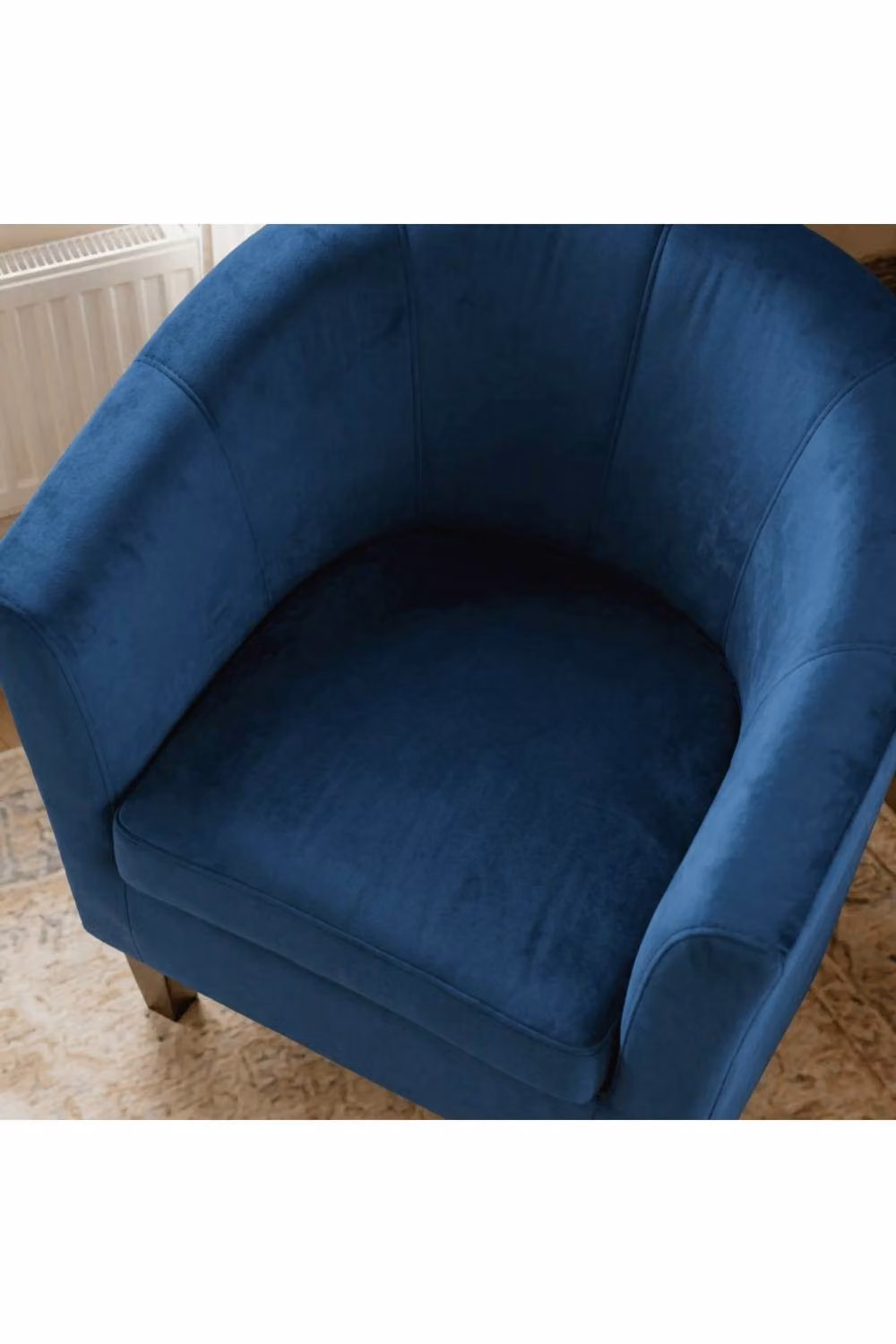 Home Source Modern Velvet Fabric Tub Chair in Dark Blue, W/D/H: 66 x 69 x 73 cm – 2