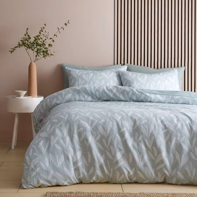 Appletree Emile Green Jacquard Floral Duvet Cover Set, W: 140 cm, H: 200 cm