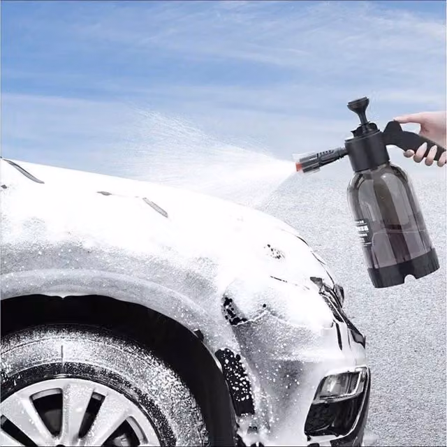 Havendro Black Manual Pressure Car Wash Foam Sprayer, 2L – 1