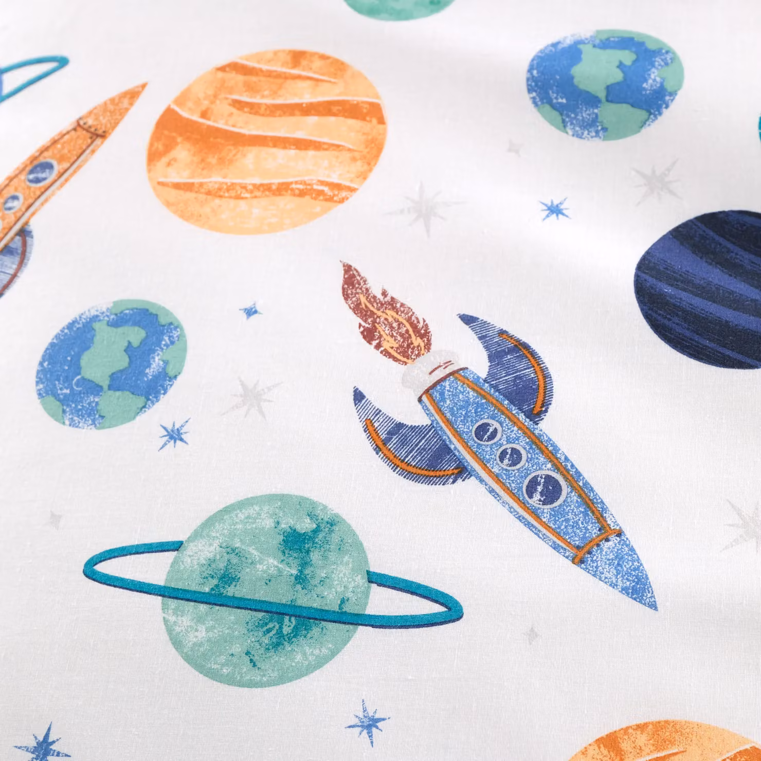 Happy Linen Company Cosmic Planets Reversible Duvet Cover and Pillowcase Set, White, Toddler Size – 3