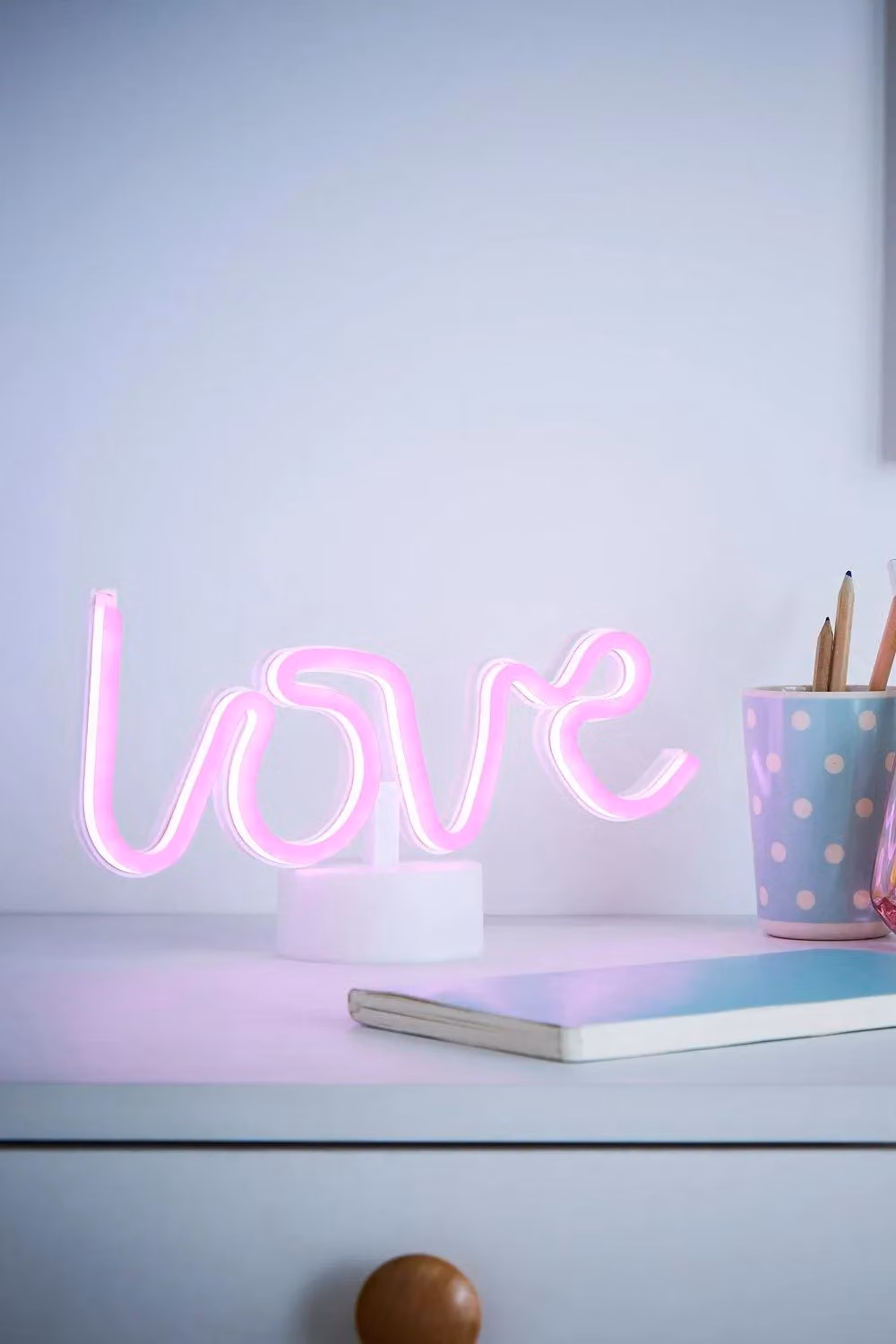 BHS Lighting Glow Love Neon Table Lamp in Pink and White – 3