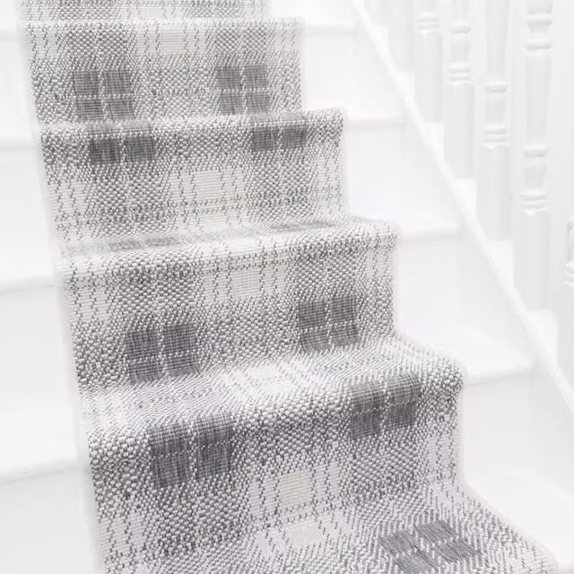 runrug Plaid Reversible Stair Runner Carpet in Grey, W: 60 cm, L: 660 cm – 1