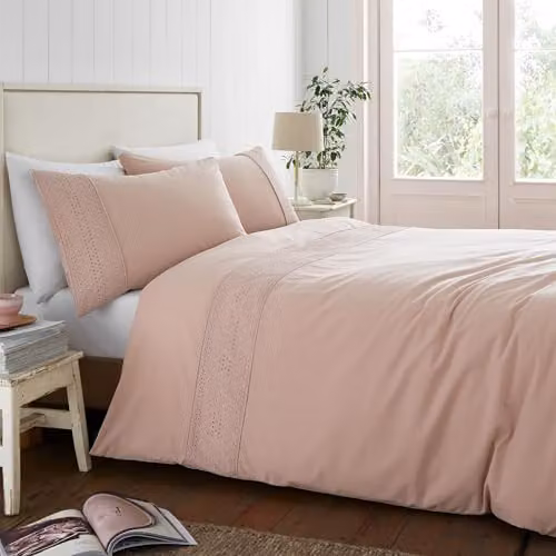 Catherine Lansfield Broderie Anglaise Floral Duvet Cover and Pillowcase Set in Pink, Duvet Cover: 200 x 200 cm, Pillowcase: 50 x 75 cm – 1