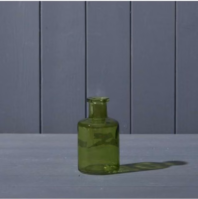 KDMD Elegant Green Glass Tabletop Bottle – 1