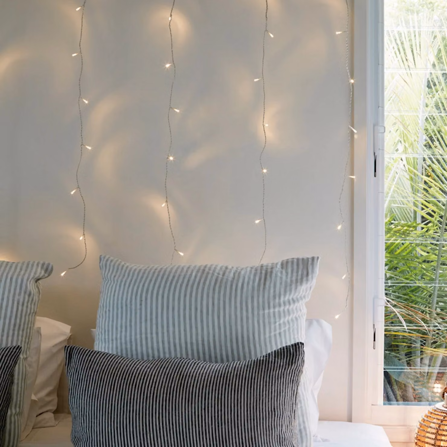 Lights4fun 40 Warm White LED Curtain Lights with Transparent Cable, W/H: 1 x 1 m