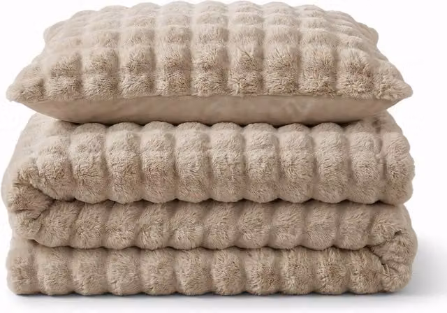 Sweet Dreams Bubble Faux Fur Duvet Cover and Pillowcase Set in Beige, Single (W: 140 cm, L: 200 cm) – 1