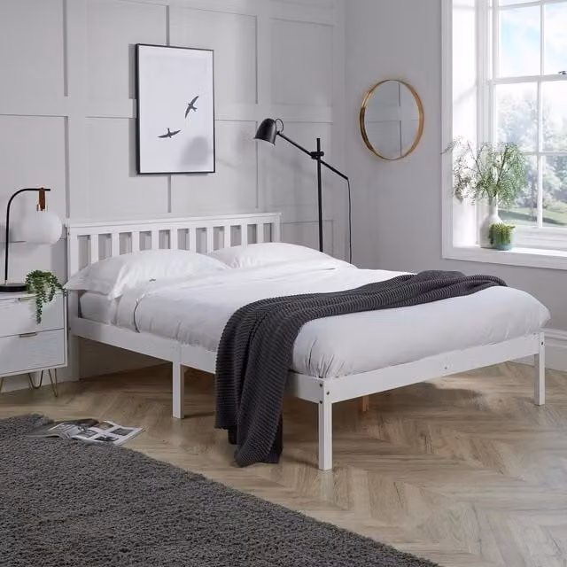 Home Source Single Solid Wood Pine Bed Frame with Slatted Base and Headboard in White, W/D/H: 90 x 190 cm