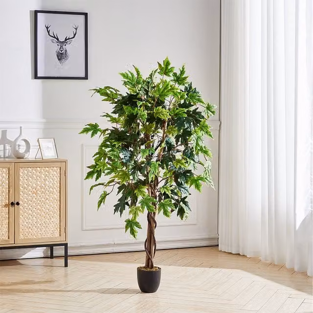 Livingandhome Green Artificial Maple Tabletop Tree in a Black Plastic Pot