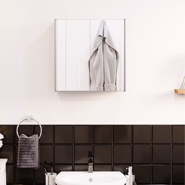 Vida Designs Tiano Modern Wall Mounted Mirrored Bathroom Cabinet in Silver and Grey