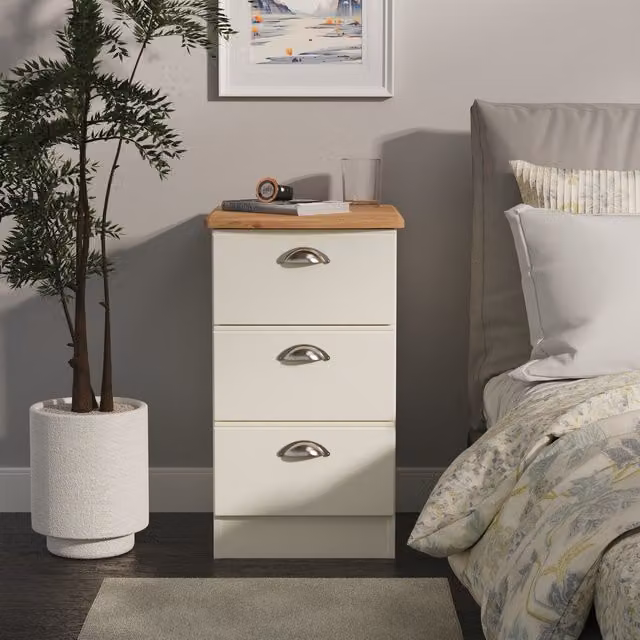 Victoria Ready Assembled 3 Drawer Bedside Cabinet in Cream Ash and Riviera Oak